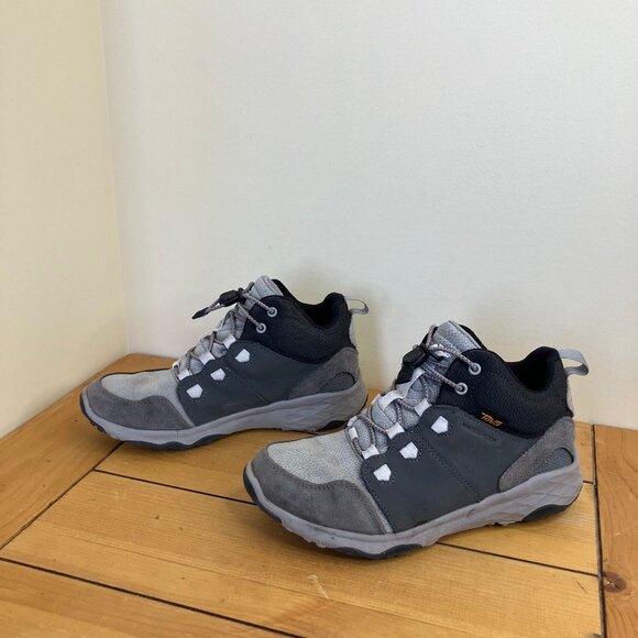 Teva Kids Canyonview Mid Hiking Boots Waterproof Shoes Unisex Grey Youth Size 2 - Picture 1 of 10